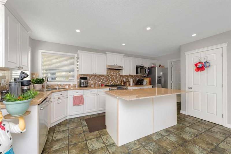 249 West Lakeview Place