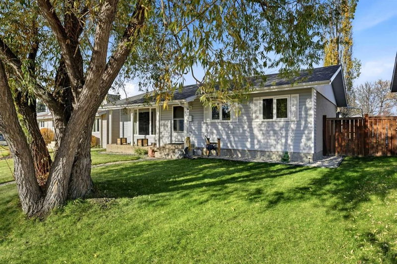 82 Baird Street