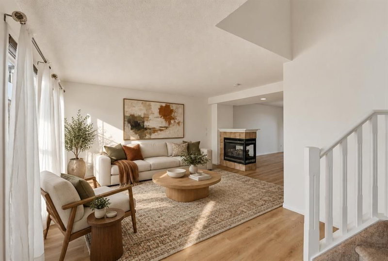 455 Prestwick Circle SE, McKenzie Towne — photo 2