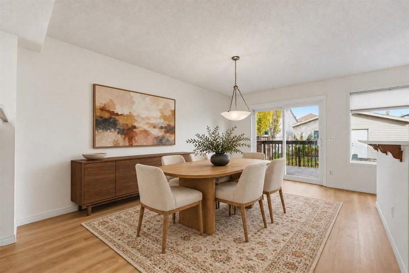 455 Prestwick Circle SE, McKenzie Towne — photo 3
