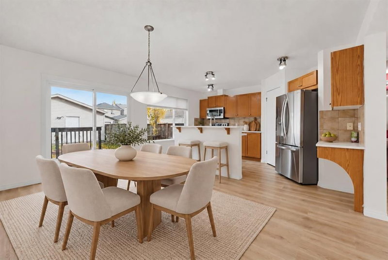 455 Prestwick Circle SE, McKenzie Towne — interior photo 5