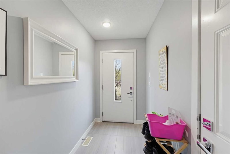 260 Walden Path SE