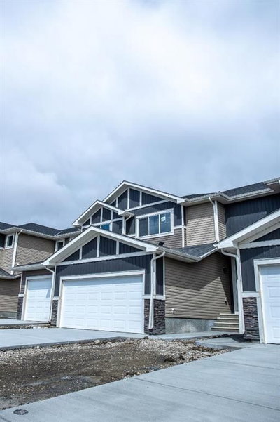 316 Waterford Way