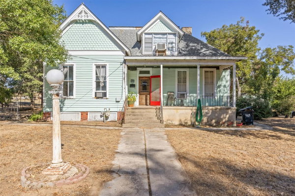 606 W Bell Ave