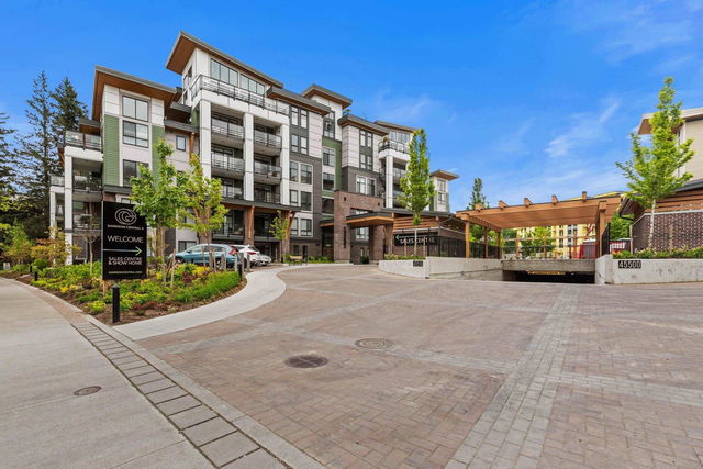 112 - 45510 Market Way