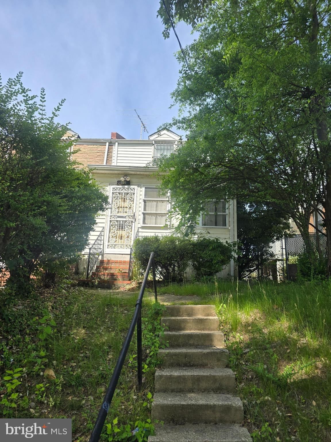 812 DIVISION AVE NE, WASHINGTON 20019, DC