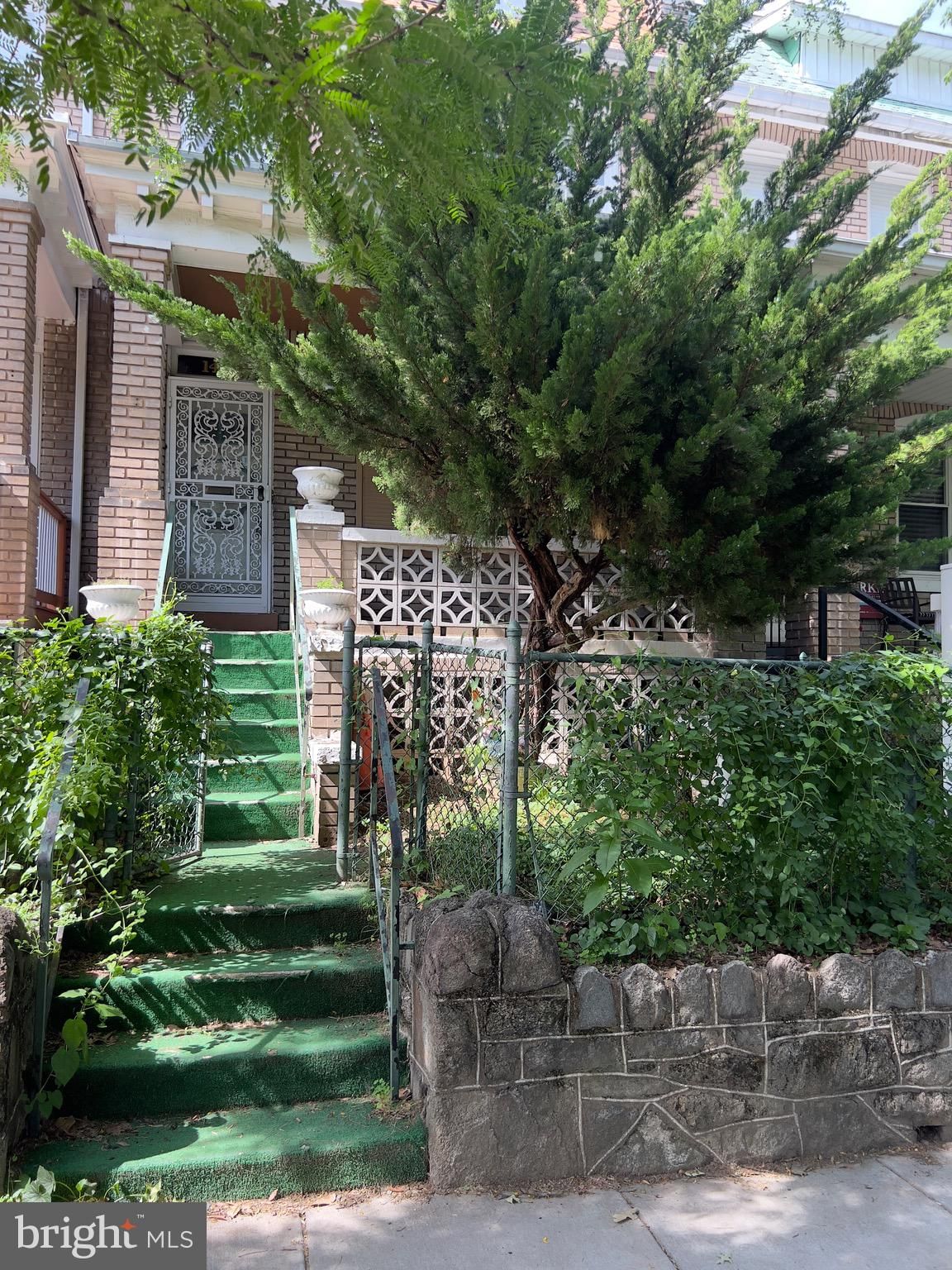 1418 E ST NE, WASHINGTON 20002, DC