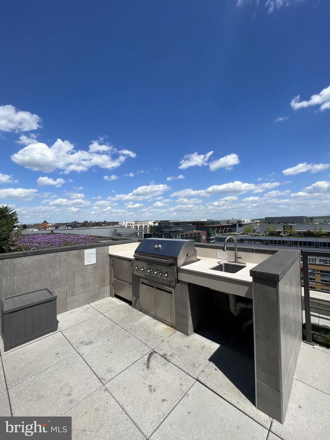 1211 VAN STREET SE #1110 photograph