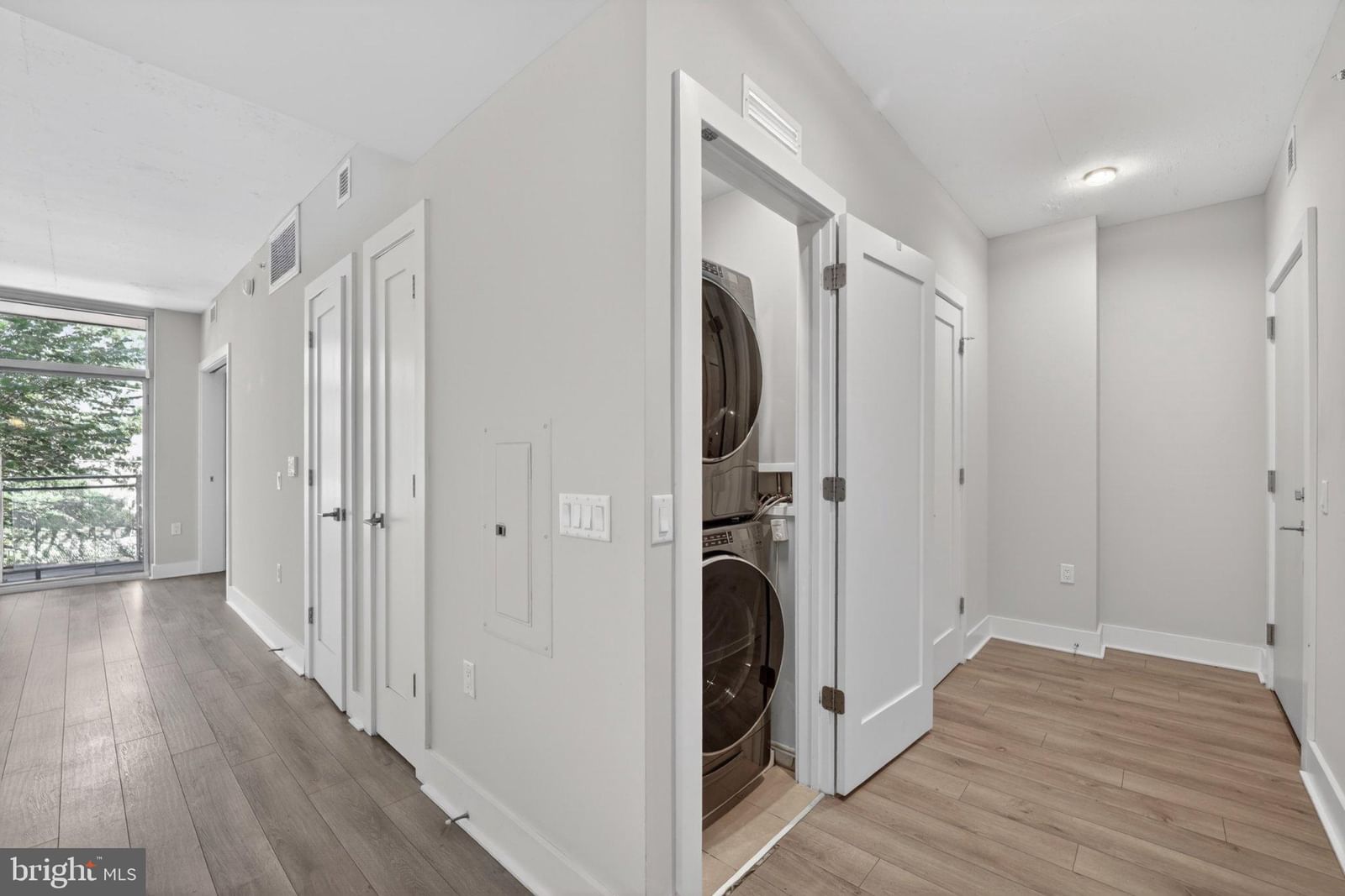 88 V STREET SW #213 photograph