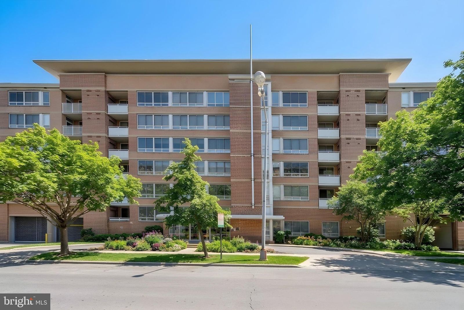 350 G STREET SW #N501 photograph