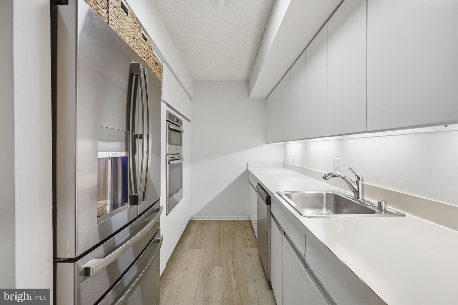 1015 33RD STREET NW #402 photograph