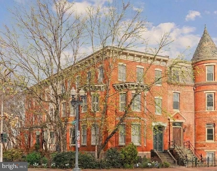17 LOGAN CIR NW, WASHINGTON 20005, DC