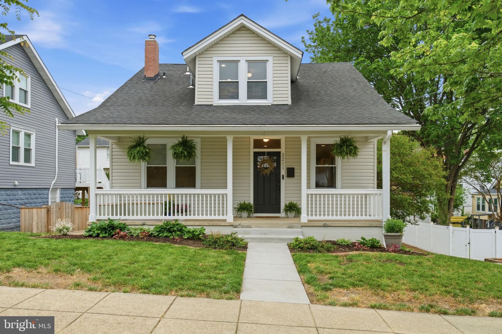 2211 R ST SE, WASHINGTON 20020, DC