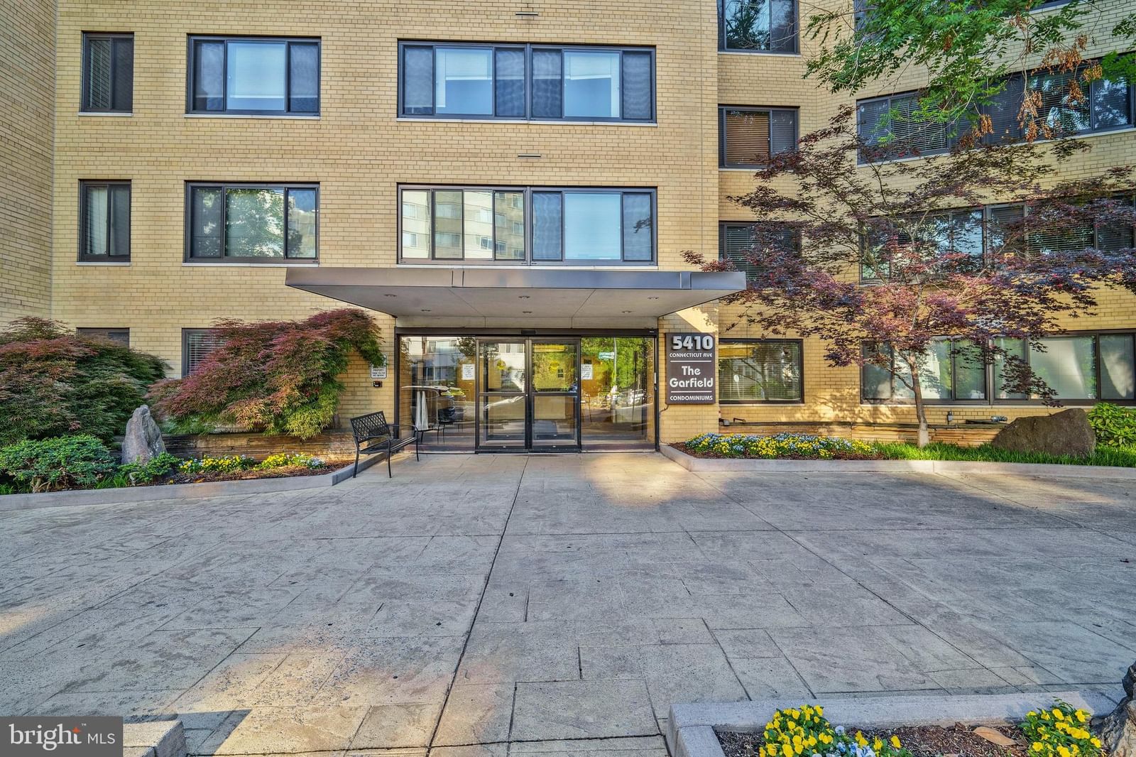 5410 CONNECTICUT AVENUE NW #412 photograph