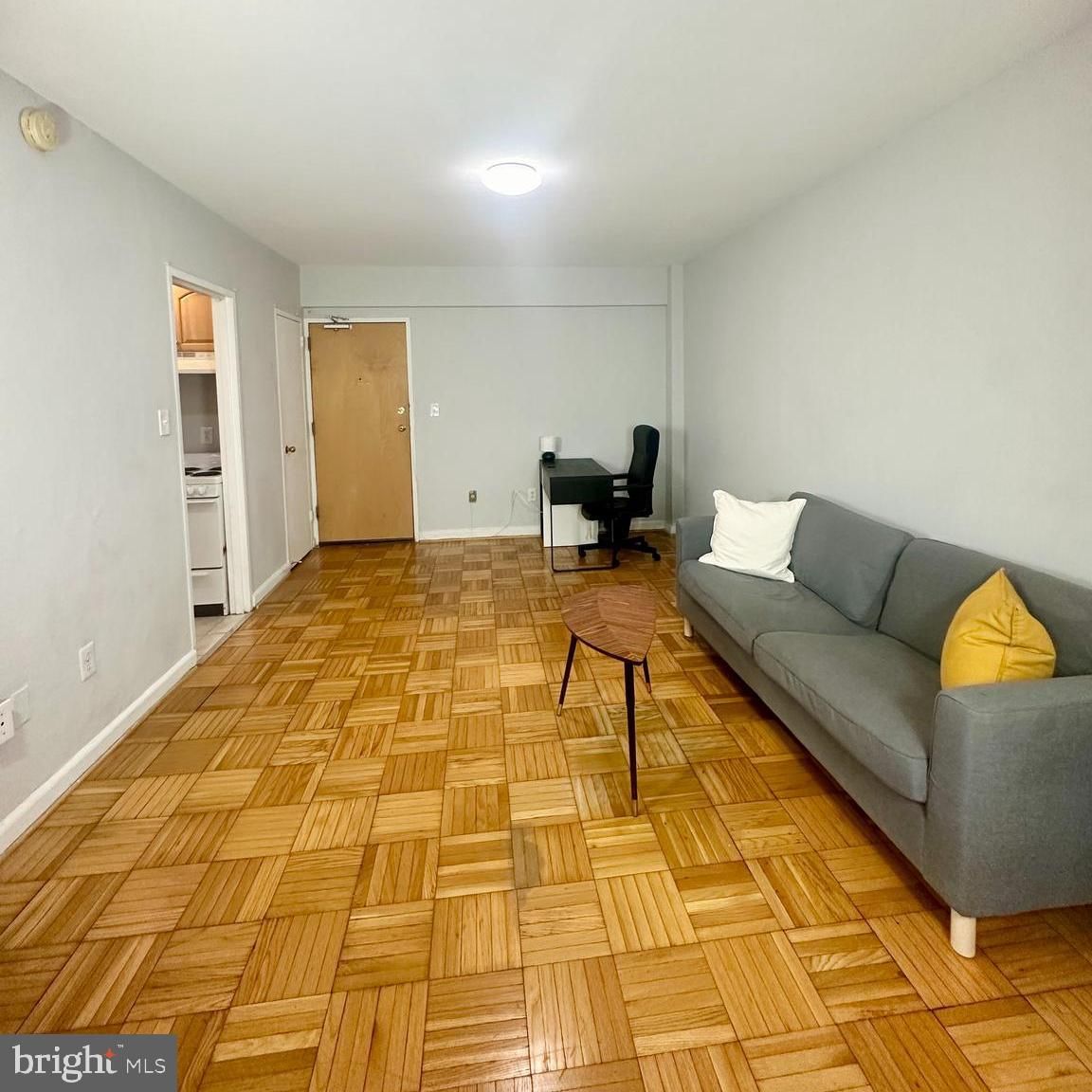 2141 I STREET NW #310 photograph