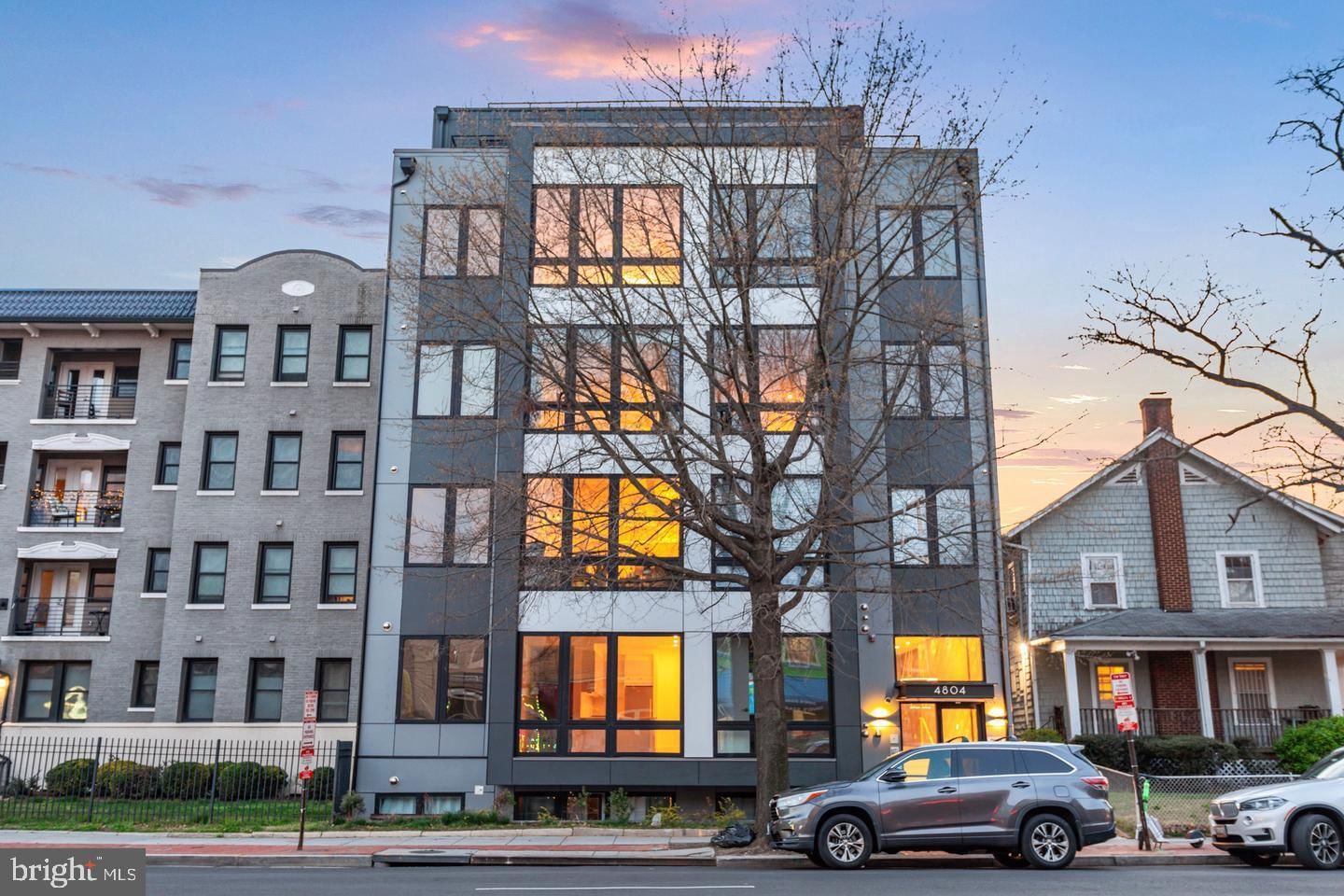 4804 GEORGIA AVENUE NW #303 photograph