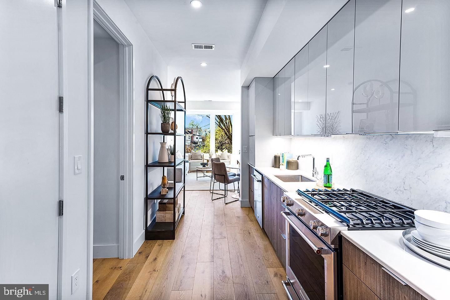 4804 GEORGIA AVENUE NW #303 photograph