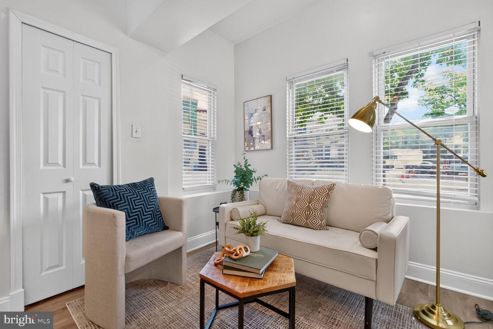 500 FLORIDA AVENUE NW #1 photograph