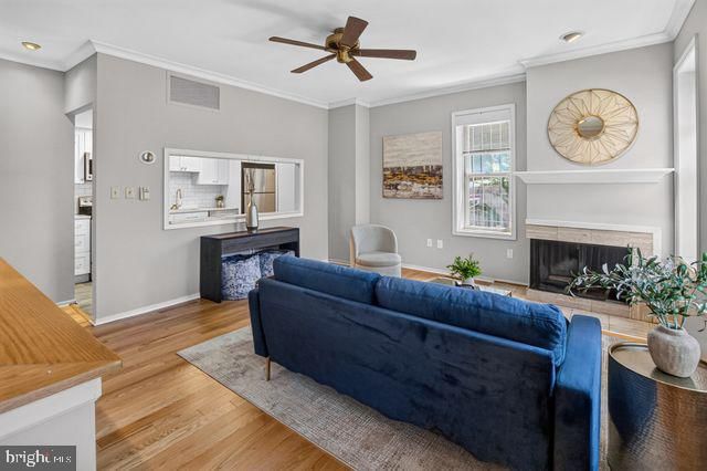 1341 EAST CAPITOL STREET SE #108 photograph