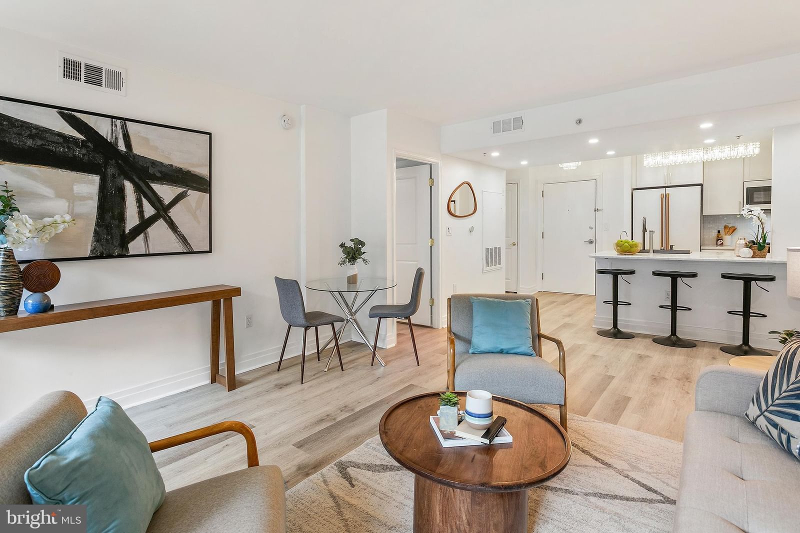 915 E STREET NW #1105 photograph