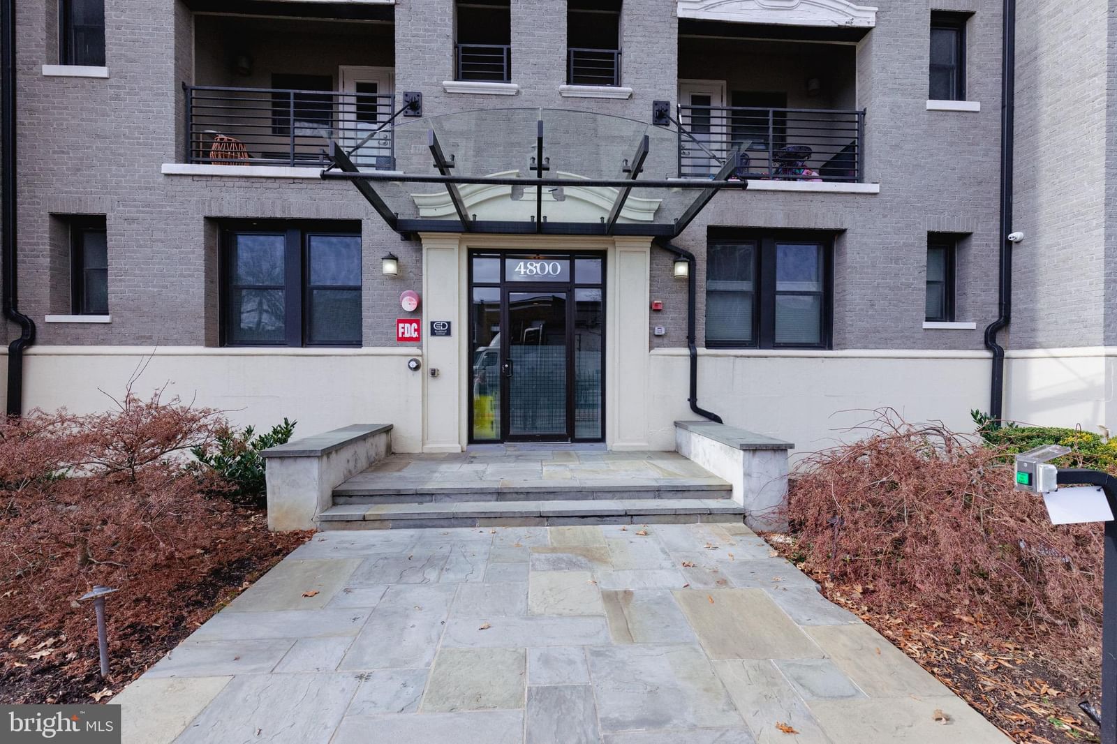 4800 GEORGIA AVENUE NW #104 photograph