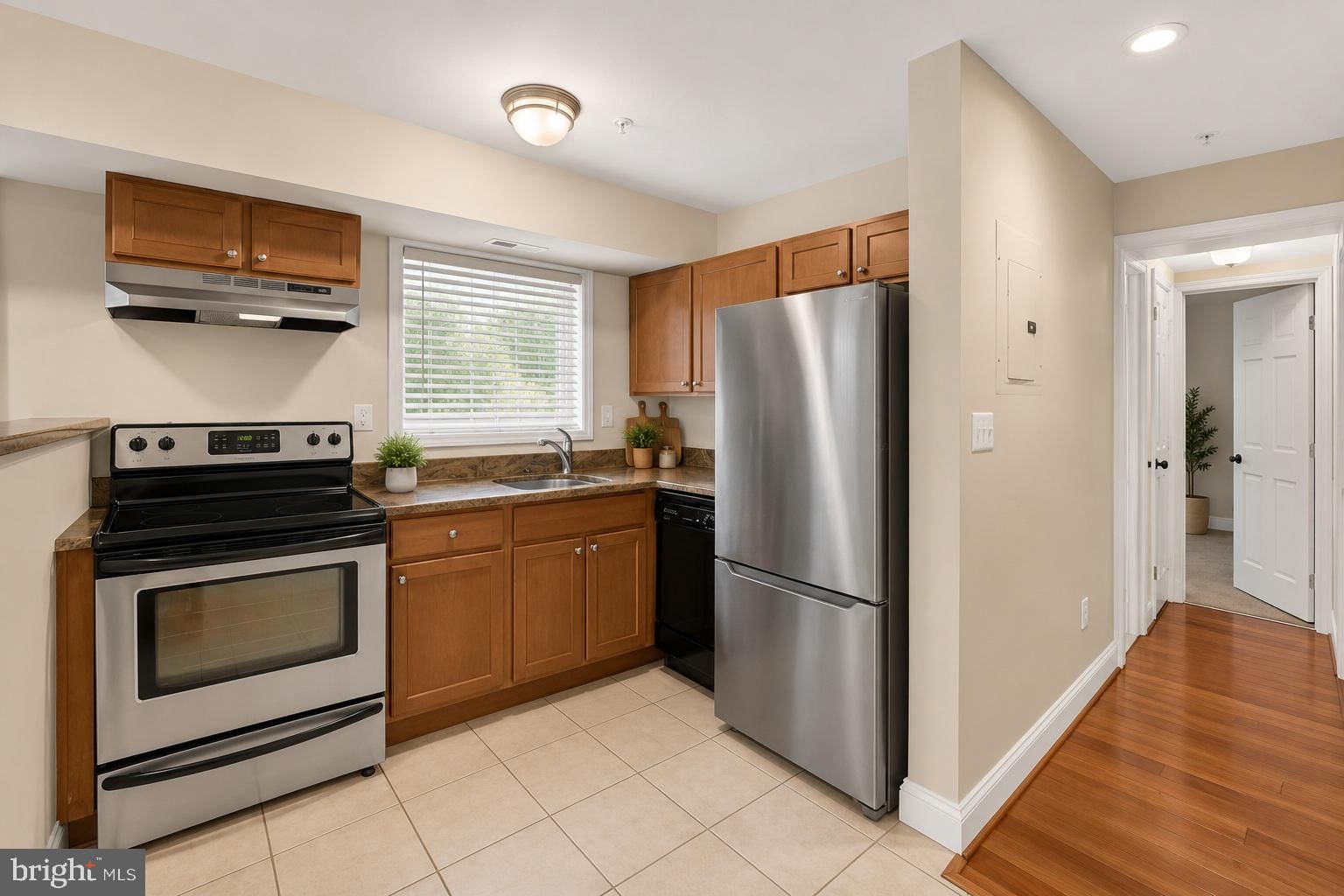 4820 C STREET SE #103 photograph