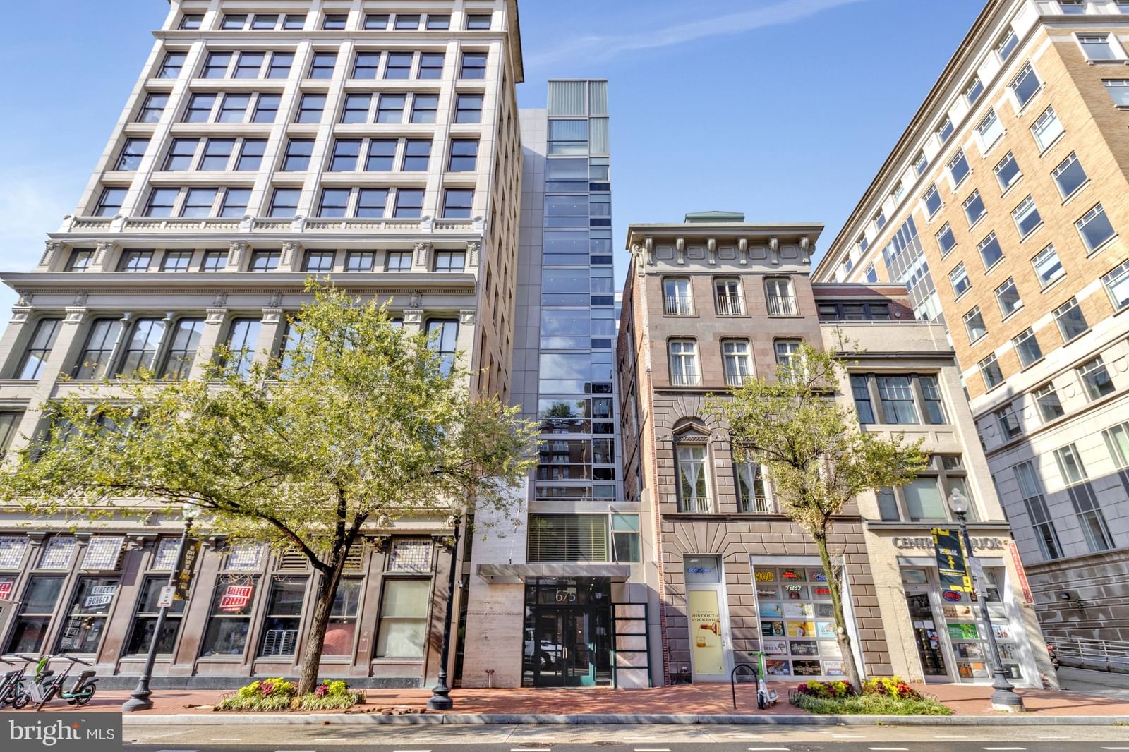 675 E STREET NW #900 photograph