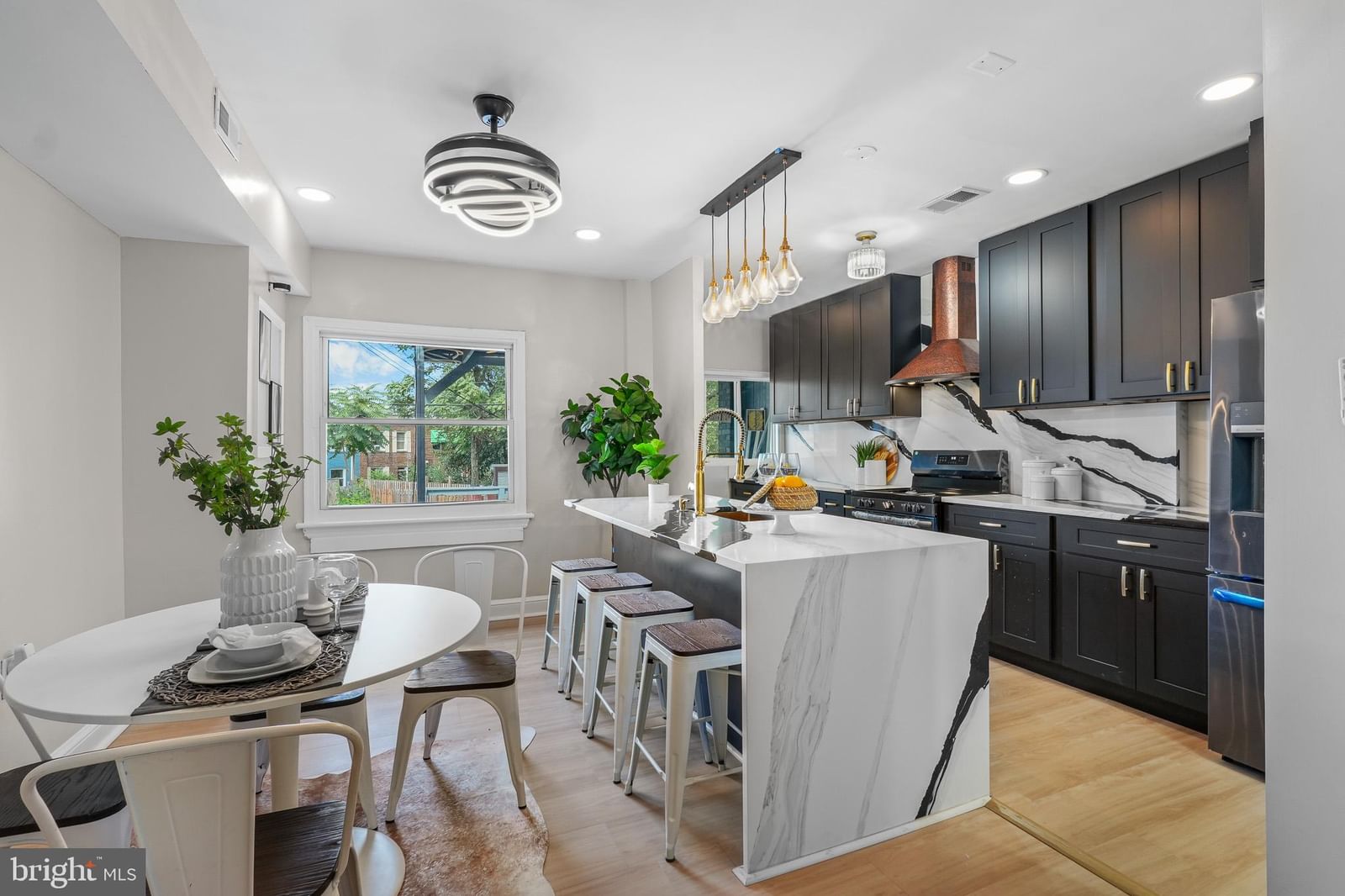 1614 Q ST SE, WASHINGTON 20020, DC