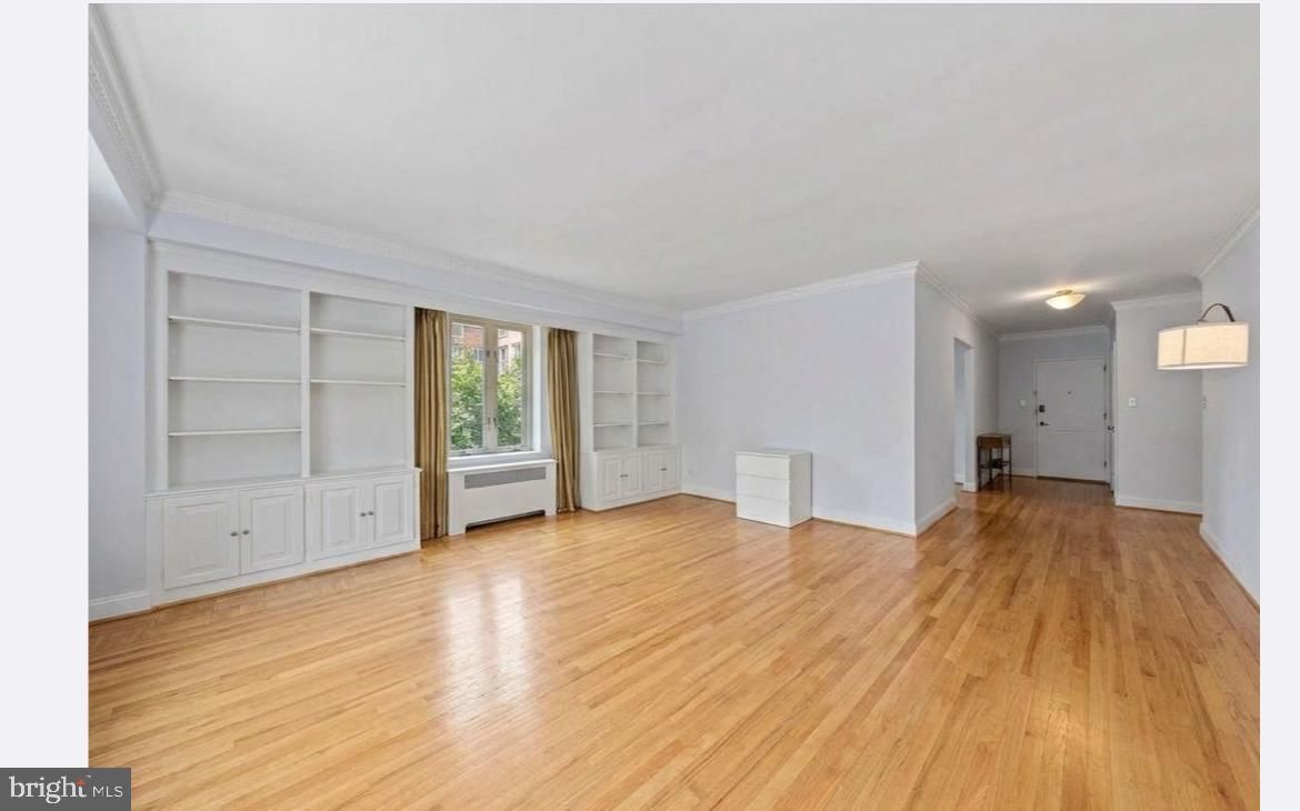 4301 MASSACHUSETTS AVENUE NW #3008 photograph