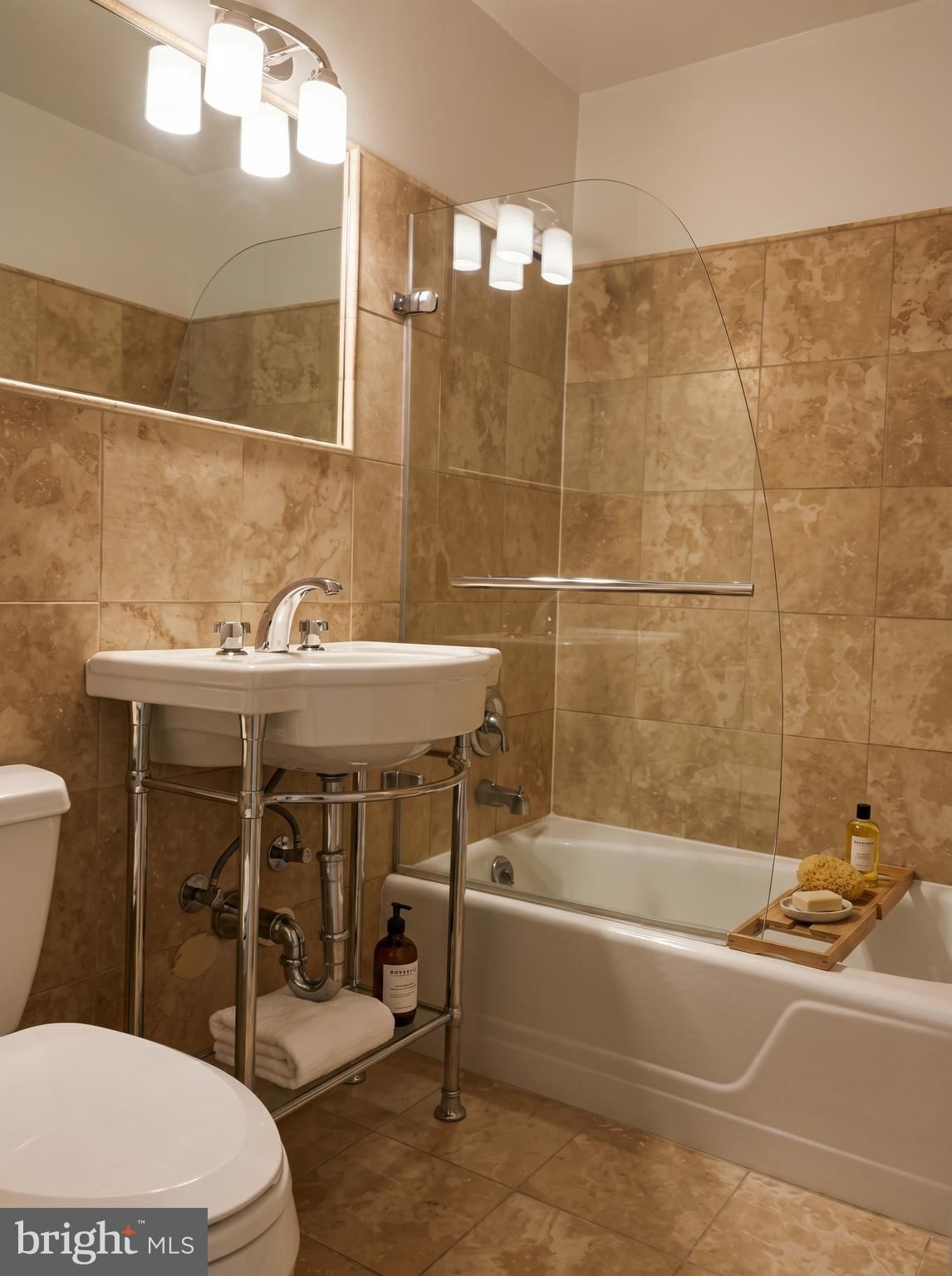 3033 NEW MEXICO AVENUE NW #306 photograph