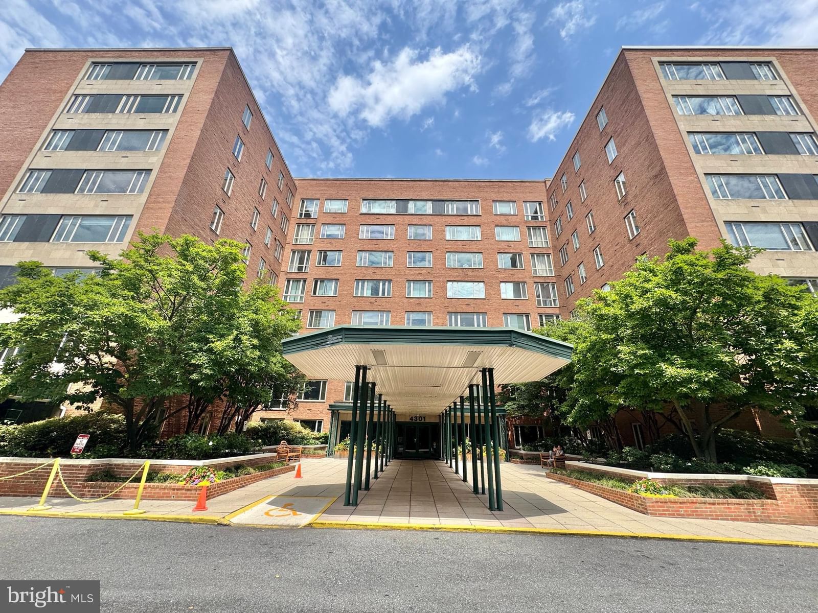 4301 MASSACHUSETTS AVENUE NW 5007 in Washington, DC