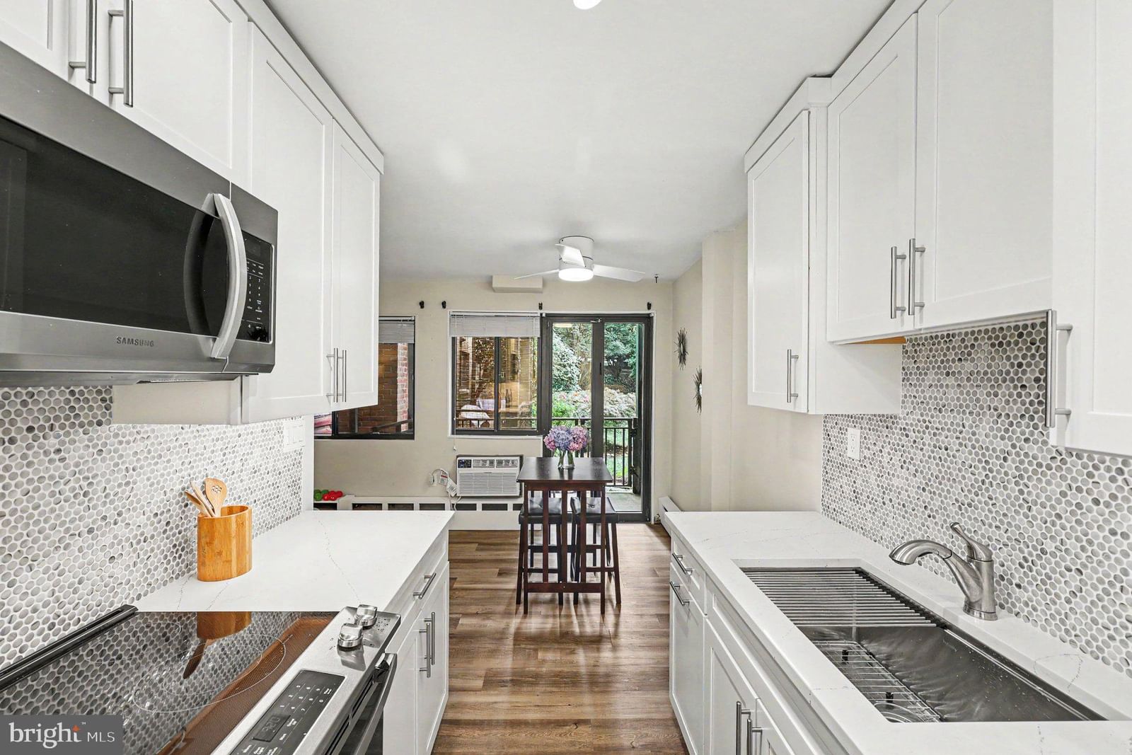 2325 42ND STREET NW #220 photograph
