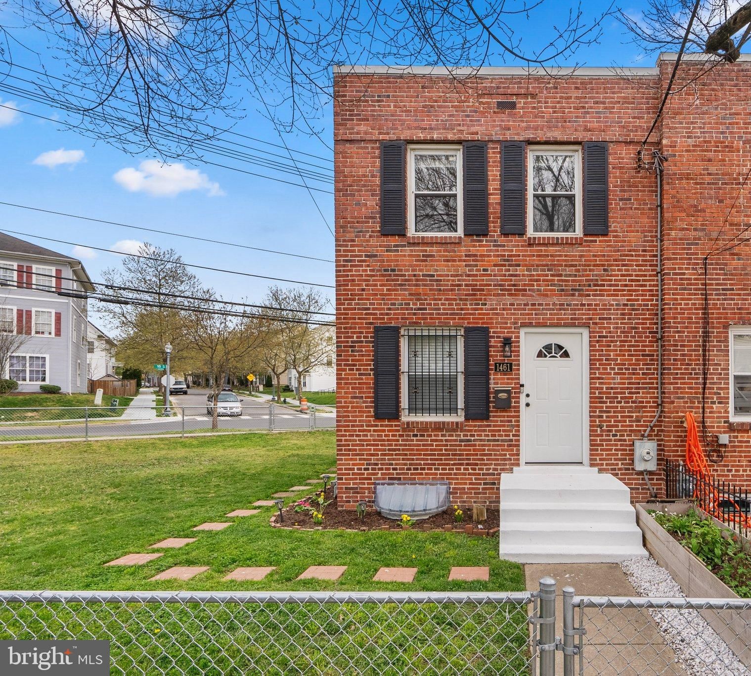 1461 CONGRESS PL SE, WASHINGTON 20020, DC