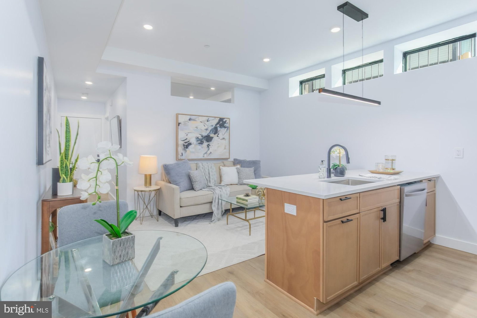 1012 17TH PL NE, WASHINGTON 20002, DC