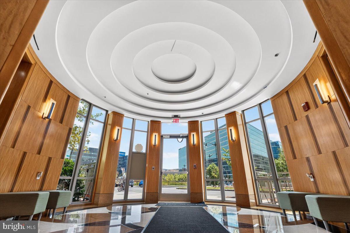 301 MASSACHUSETTS AVENUE NW #902 photograph
