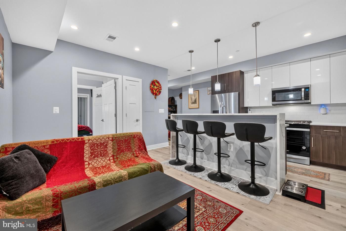 818 KENNEDY STREET NW #2 photograph