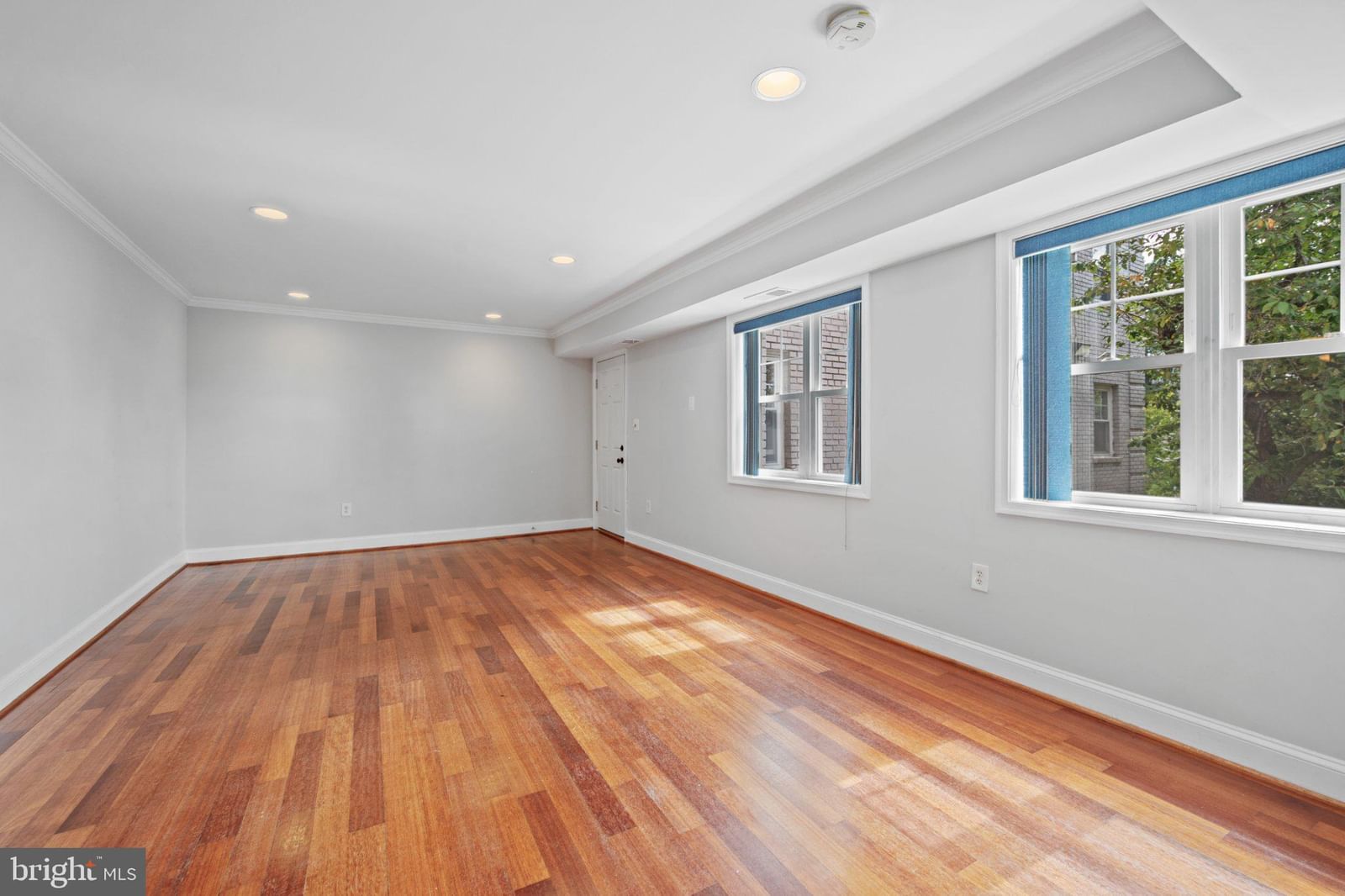 3868 9TH STREET SE #201 photograph
