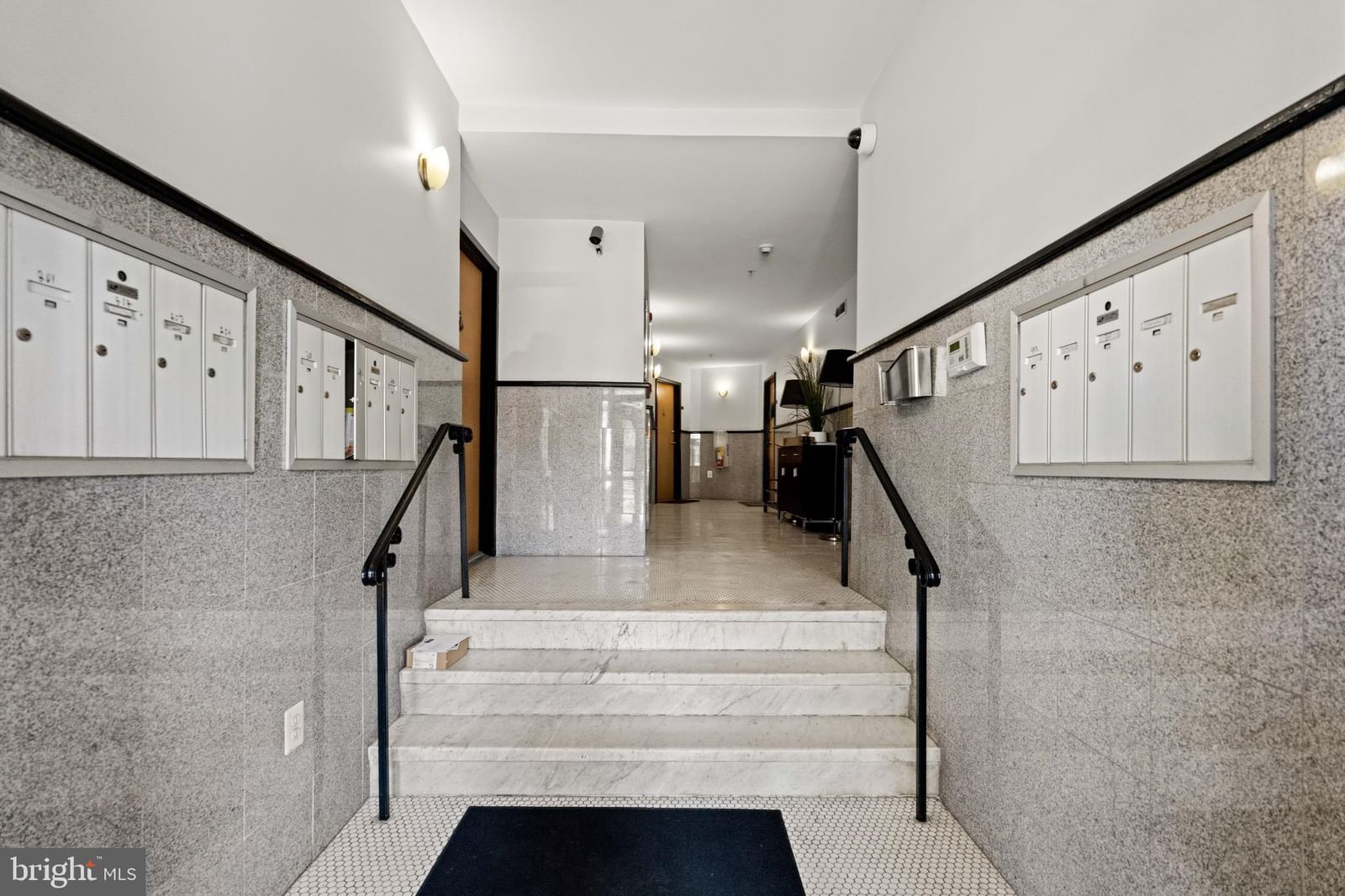 70 RHODE ISLAND AVENUE NW #503 photograph