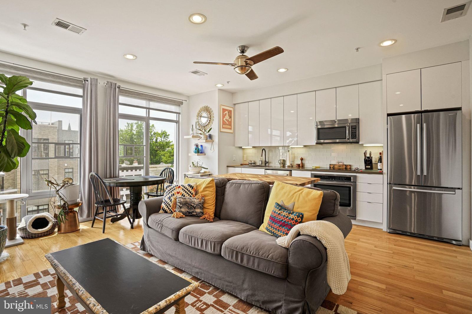 435 R STREET NW #301 photograph