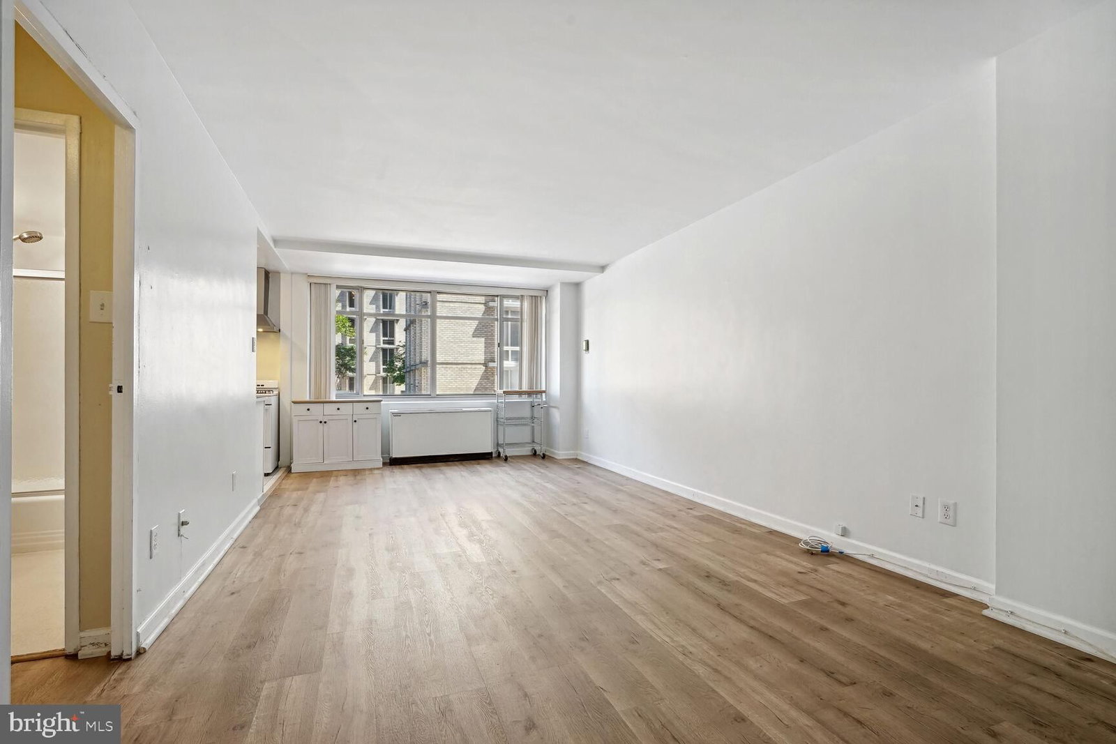 940 25TH STREET NW #107-S photograph