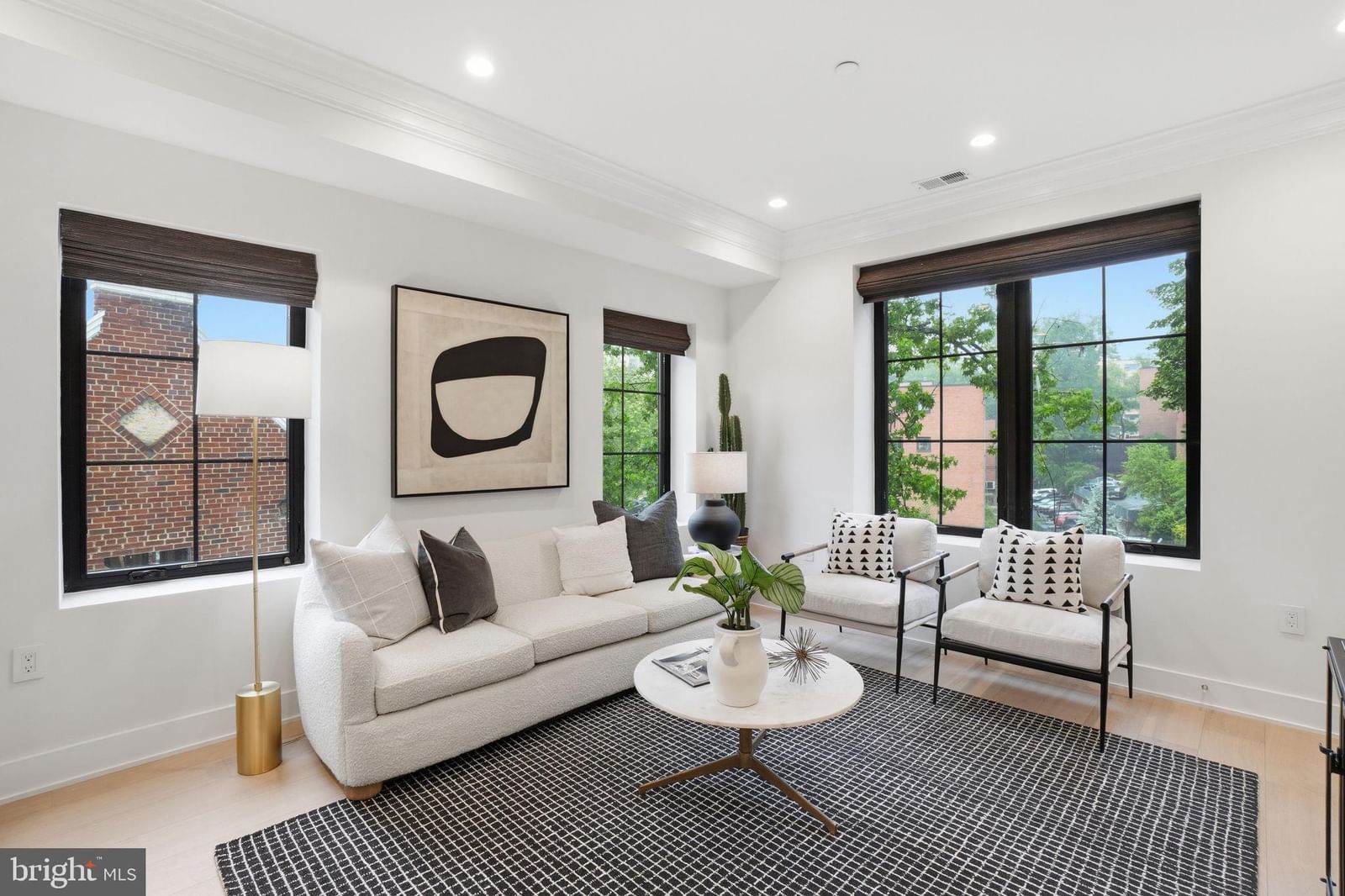2642 39TH STREET NW #6 photograph