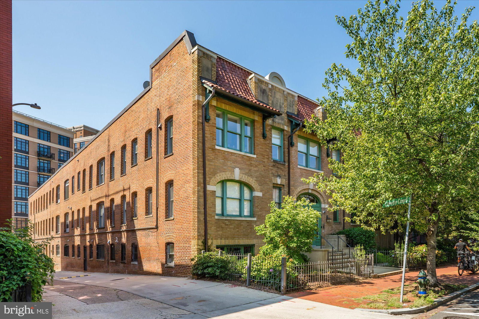 436 M STREET NW #8 photograph