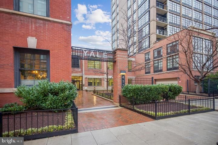 437 NEW YORK AVENUE NW #708 photograph