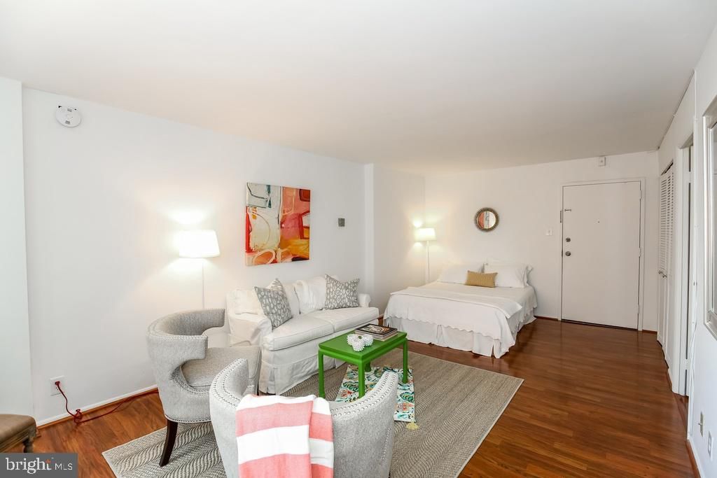 1420 N STREET NW #710 photograph