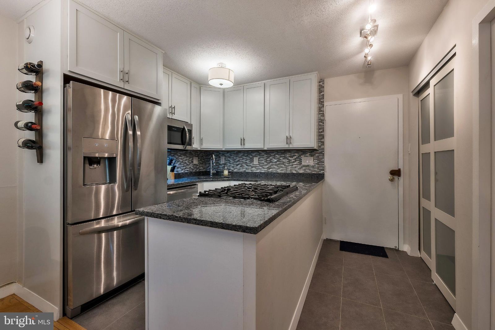 2201 L STREET NW #217 photograph