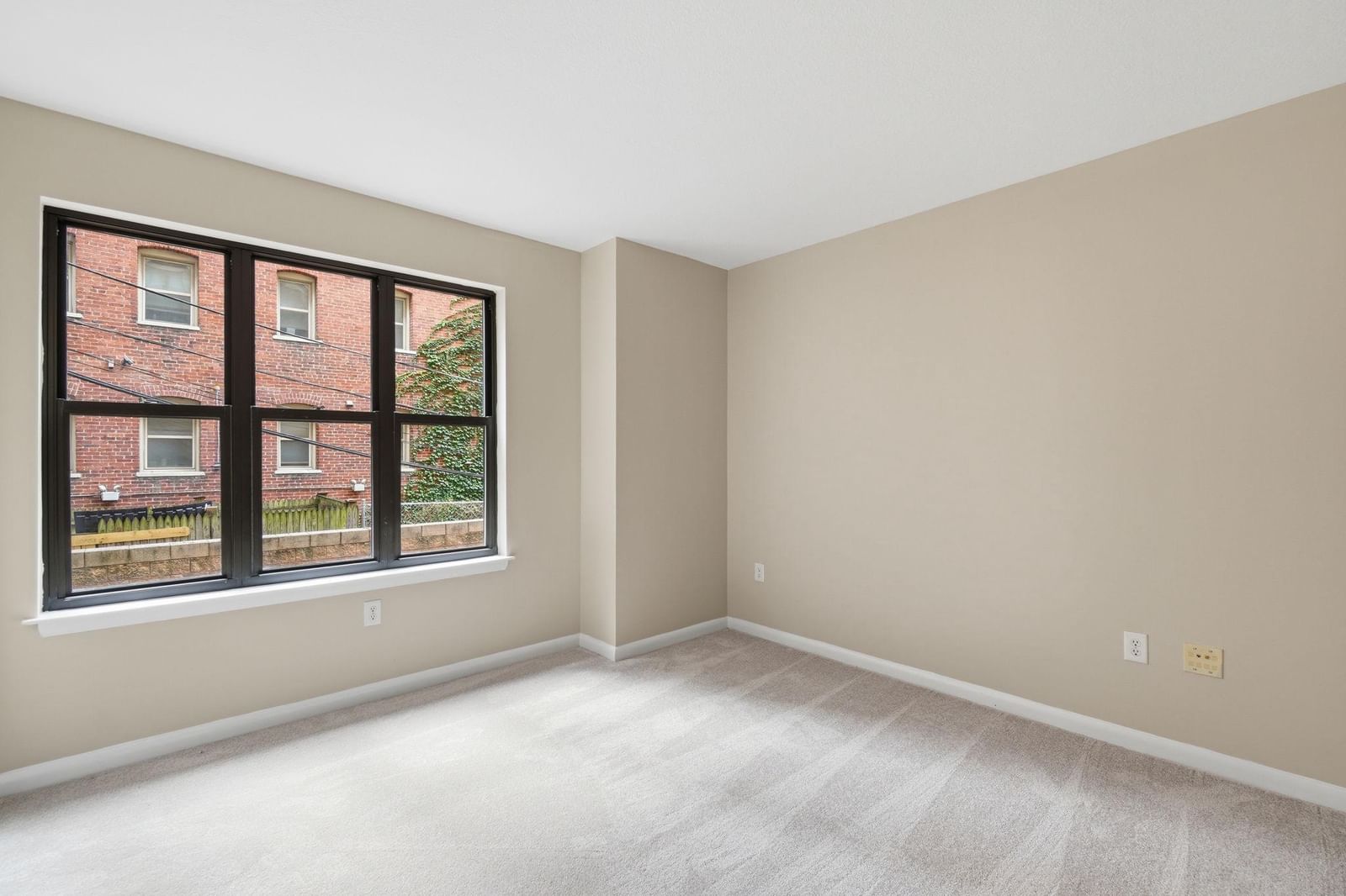 1001 L STREET NW #211 photograph