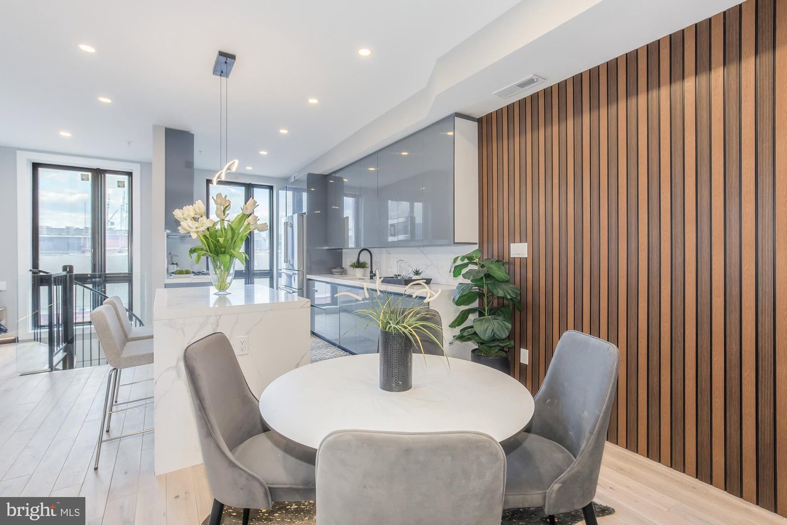 1332 G STREET SE #3 photograph