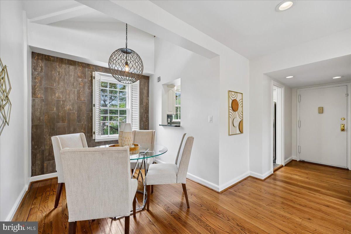 3621 39TH STREET NW #E323 photograph