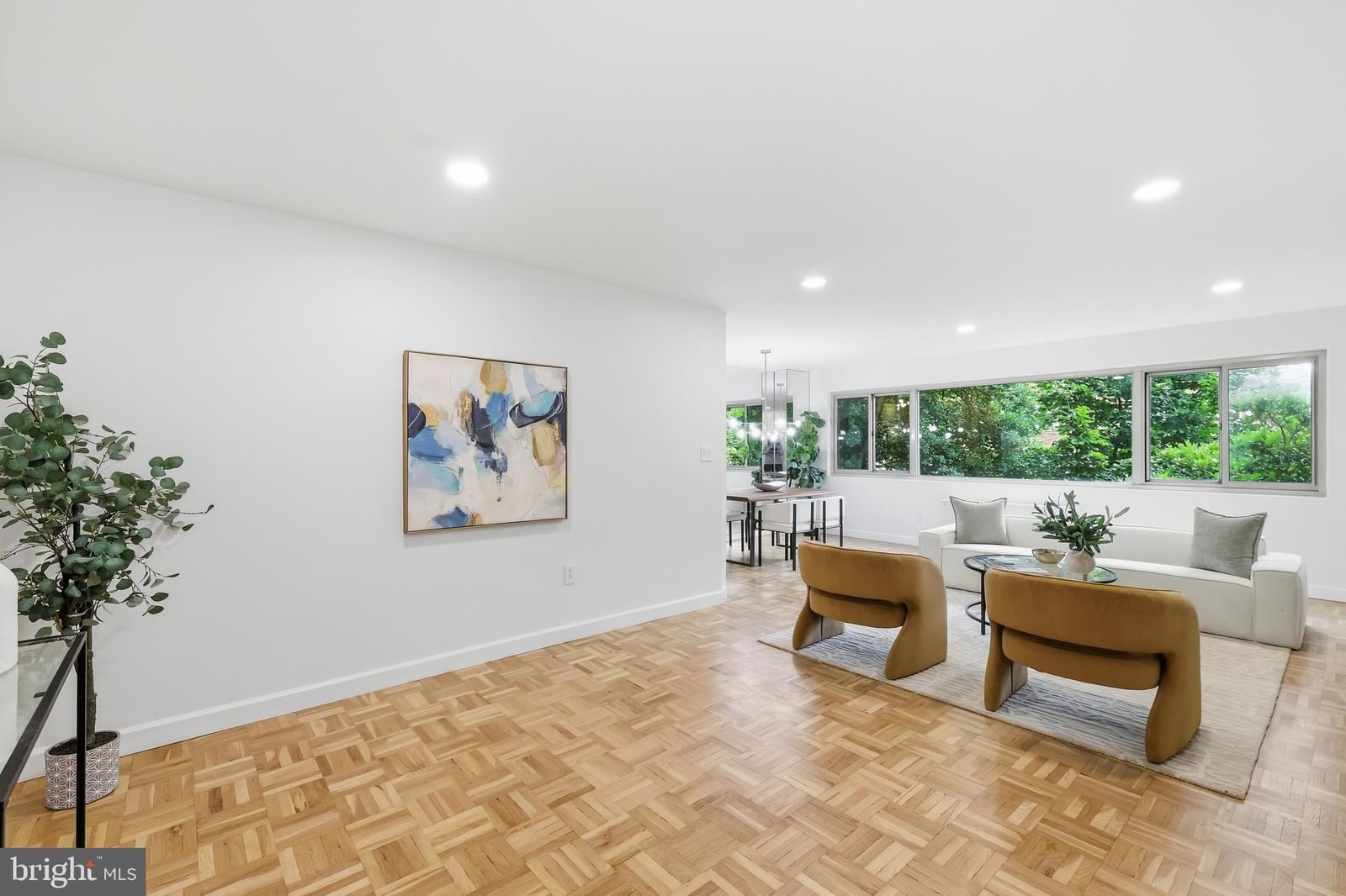 4600 CONNECTICUT AVENUE NW #209 photograph