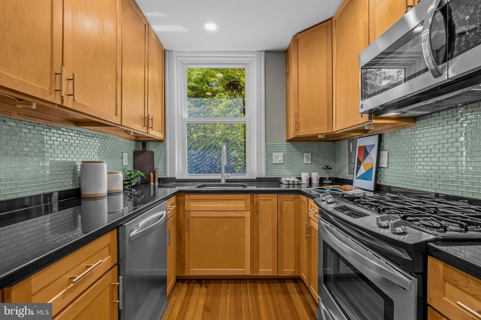 3100 CONNECTICUT AVENUE NW #238 photograph